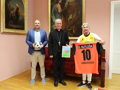 /A/2025/6/C/250620 Nadbiskup Kutleša i Toti Dedić (1).JPG