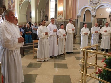 /A/2025/6/C/Slavlje primanja među kandidate Zagrebačke nadbiskupije za sveti red aspiranata za trajni đakonat (2).jpg