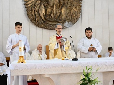 /A/2025/6/C/Srebrni svećenički jubilej vlč. Antonija Marija Čirka (6).jpg