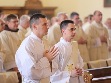 /A/2025/6/Mladomisnici/250621 Svećeničko ređenje (9).JPG