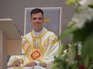 /A/2025/7/B/Mlada misa don Frane Bešlića u Sesvetskoj Sopnici (1).JPG