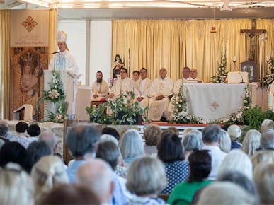 /A/2025/8/B/Nadbiskup Kutleša predvodio proslavu svetkovine Velike Gospe u Svetištu Majke Božje Remetske (25).jpg