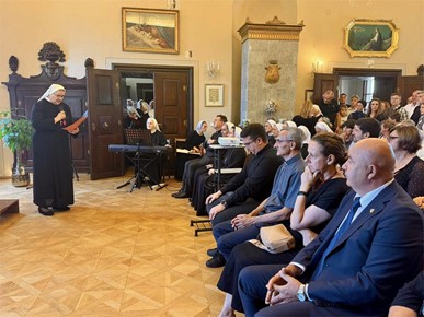 /A/2025/8/C/Biskup Šaško predvodio misu prigodom proslave 100. obljetnice dolaska sestara milosrdnica u Lužnicu (4).jpg