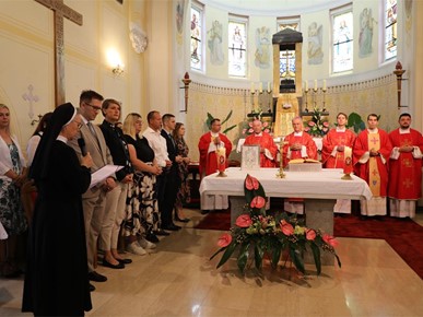 /A/2025/8/Dodjela kanonskih mandata vjeroučiteljima/250830 Krašić_kanonski mandati (6).JPG