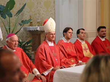 /A/2025/8/Dodjela kanonskih mandata vjeroučiteljima/250830 Krašić_kanonski mandati (62).JPG