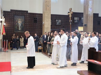 /A/2025/9/D/Nadbiskup Kutleša predvodio misno slavlje sa zazivom Duha Svetoga na početku nove akademske godine na HKS-u (2).JPG