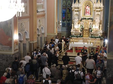 /A/2025/9/MARIJA BISTRICA/Ulazna procesija (subota)/Dolazak hodočasnika iz Zagreba (9).JPG