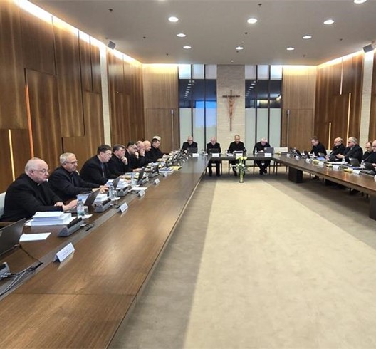 Priopćenje s Izvanrednog zasjedanja HBK-a