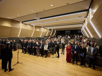 /A/2026/1/B/Hrvatsko katoličko sveučilište dodijelilo počasni doktorat prof. dr. sc. Thomasu Schwartzu (1).jpg