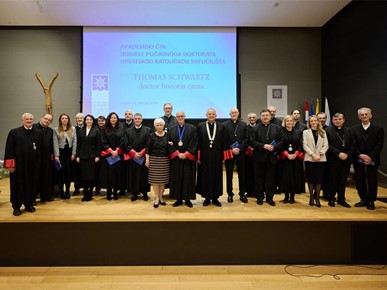 /A/2026/1/B/Hrvatsko katoličko sveučilište dodijelilo počasni doktorat prof. dr. sc. Thomasu Schwartzu (2).jpg