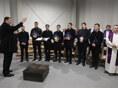 /A/2026/1/Ispraćaj mons Josipa Oslića/260115 misa zadušnica_mons. Oslić (10).JPG