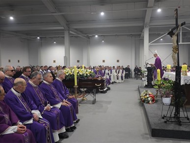 /A/2026/1/Ispraćaj mons Josipa Oslića/260115 misa zadušnica_mons. Oslić (17).JPG