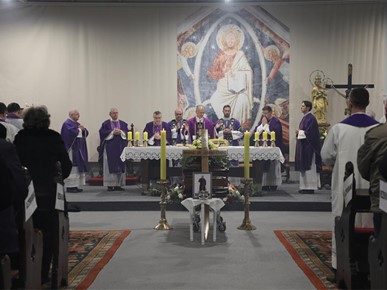 /A/2026/1/Ispraćaj mons Josipa Oslića/260115 misa zadušnica_mons. Oslić (22).JPG