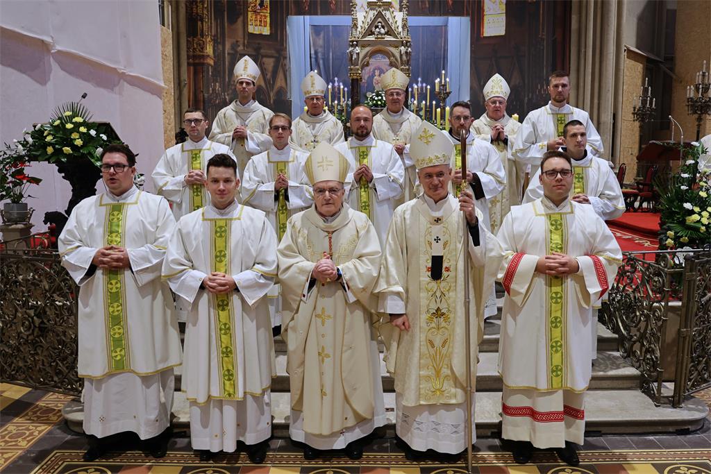 Fotografija: MSZ sudjelovao na đakonskom ređenju u zagrebačkoj katedrali