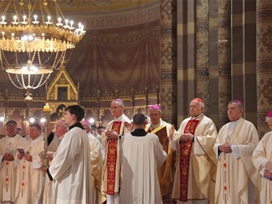 /A/2026/10/A/Proslavljen srebrni biskupski jubilej đakovačko-osječkog nadbiskupa Đure Hranića (11).jpg