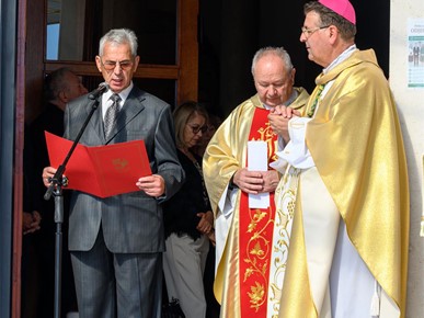/A/2026/10/B/Biskup Šaško posvetio crkvu u Župi bl. Alojzija Stepinca, Bestovje-Novaki-Rakitje (3).jpg