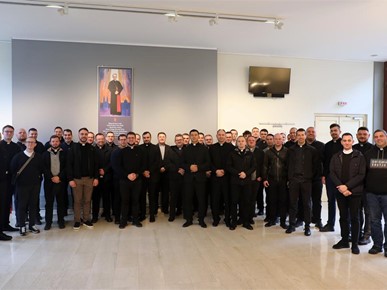 /A/2026/10/D/Održan prvi zajednički susret Trajne formacije svećenika (4).JPG