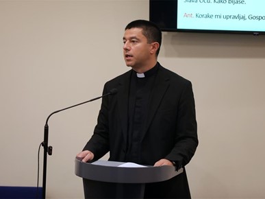 /A/2026/10/D/Održan prvi zajednički susret Trajne formacije svećenika (6).JPG