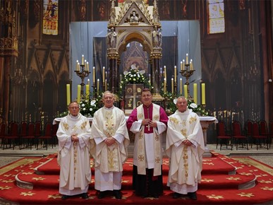 /A/2026/10/G/261025 Zlatna misa preč. Franjčića i preč. Martinjaka (42).JPG