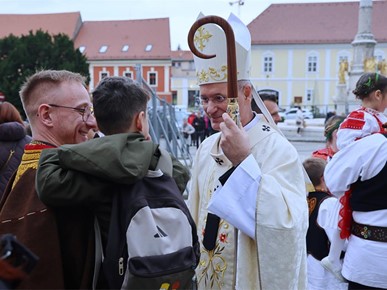/A/2026/10/Đakonsko ređenje/261024 Đakonsko ređenje (60).JPG