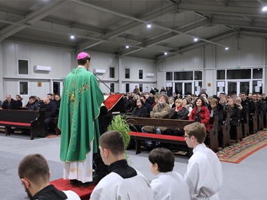 /A/2026/2/B/260207 Biskup Kovač predvodio misno slavlje prvog dana trodnevnice uoči Stepinčeva (12).JPG