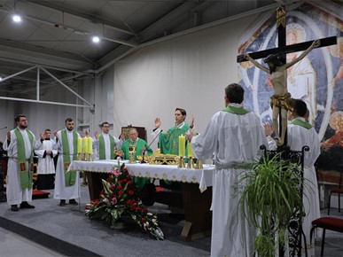 /A/2026/2/B/260207 Biskup Kovač predvodio misno slavlje prvog dana trodnevnice uoči Stepinčeva (24).JPG