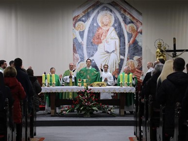 /A/2026/2/B/260207 Biskup Kovač predvodio misno slavlje prvog dana trodnevnice uoči Stepinčeva (25).JPG