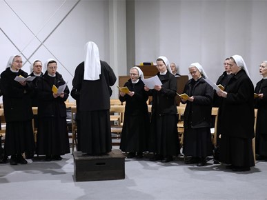 /A/2026/2/B/260207 Biskup Kovač predvodio misno slavlje prvog dana trodnevnice uoči Stepinčeva (26).JPG