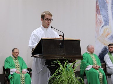 /A/2026/2/B/260207 Biskup Kovač predvodio misno slavlje prvog dana trodnevnice uoči Stepinčeva (9).JPG