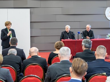 /A/2026/2/B/Nadbiskup Kutleša na molitvenom doručku u Sisku (3).jpg