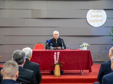 /A/2026/2/B/Nadbiskup Kutleša na molitvenom doručku u Sisku (6).jpg