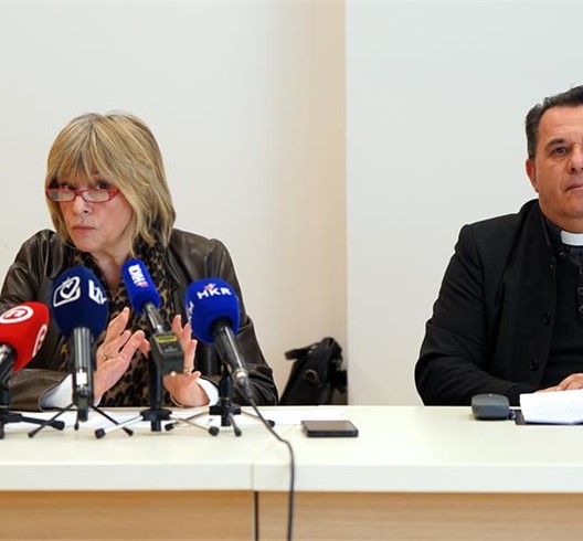 Izjava Komisije HBK-a "Iustitia et pax" o zamjenskom (surogatnom) majčinstvu