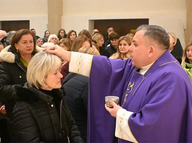 /A/2026/2/D/Sjemeništarci hodočastili sv. Josipu na Trešnjevku (11).JPG