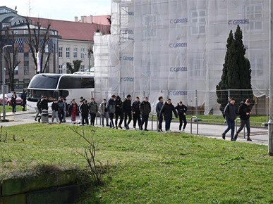 /A/2026/2/E/Ministranti Zadarske nadbiskupije posjetili Međubiskupijsko sjemenište na zagrebačkoj Šalati (2).JPG