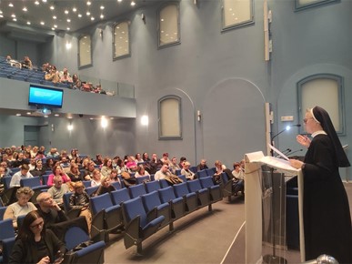 /A/2026/2/E/Održan stručni skup za vjeroučitelje Posredovanje vjeronaučnih sadržaja (1).jpg