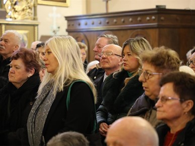 /A/2026/2/STEPINČEVO/Krašić/260210 Biskup Škvorčević predvodio misu na Stepinčevo u Krašiću (15).JPG