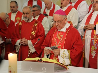 /A/2026/2/STEPINČEVO/Krašić/260210 Biskup Škvorčević predvodio misu na Stepinčevo u Krašiću (21).JPG