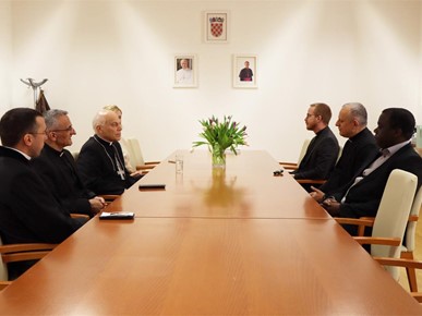 /A/2026/3/A/6.3.2026. Posjet SanFran nadbiskup (4).jpg