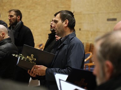 /A/2026/3/Cvjetnica/Nadbiskup Kutleša predvodio misno slavlje Nedjelje Muke Gospodnje u Zagrebačkoj katedrali (28).JPG