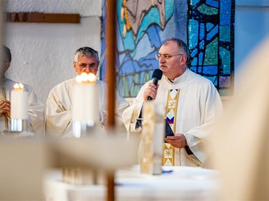 /A/2026/3/D/Mons. Rajič predvodio misno slavlje na svetkovinu sv. Josipa u karlovačkoj manjoj bazilici (2).jpg