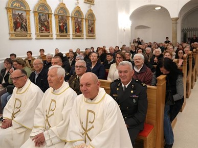 /A/2026/3/E/Kardinal Bozanić predvodio misno slavlje o 16. obljetnici uspostave Bjelovarsko-križevačke biskupije i ređenja prvog biskupa (2).jpg