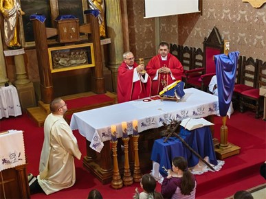 /A/2026/3/F/Biskup Gorski Cvjetnica (7).jpeg