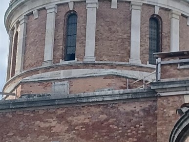 /A/2026/3/G/U nevremenu oštećeno groblje i crkva Krista Kralja na Mirogoju (3).jpeg