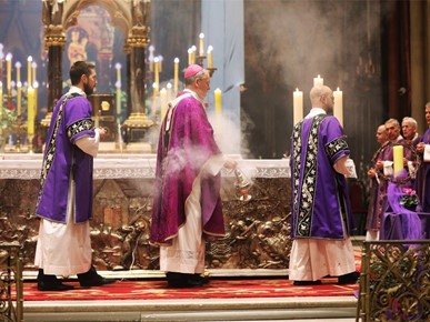 /A/2026/3/Kuharićevo - katedrala/Nadbiskup Kutleša predvodio misu prigodom 24. obljetnice smrti kardinala Kuharića (4).JPG