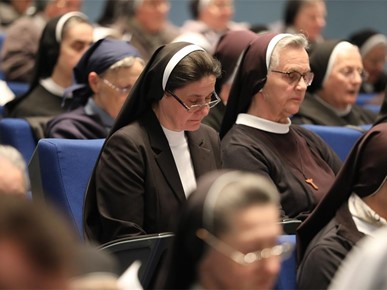 /A/2026/3/Susret nadbiskupa Kutleše s redovnicama/Korizmeni susret nadbiskupa Kutleše s redovnicama (4).JPG