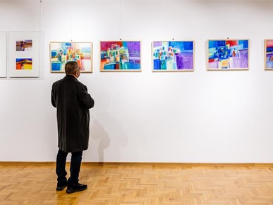 /A/2026/4/C/U Karlovcu otvorena izložba Pejzaž i vedute prožete svjetlo (13).jpg