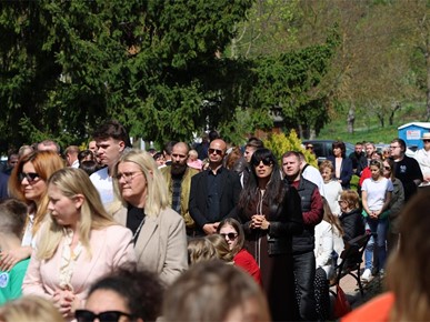 /A/2026/4/Posveta crkve/Nadbiskup Kutleša posvetio crkvu u Gajnicama (41).JPG