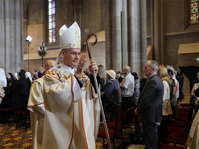 /A/2026/4/USKRS/260405 Nadbiskup Kutleša predvodio misu na Uskrs (21).JPG