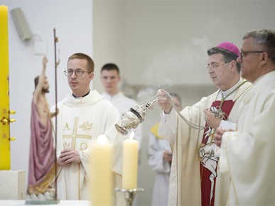 /A/2026/4/USKRS/Biskup Šaško predvodio uskrsnu misu u Župi sv. Marka Križevčanina (12).JPG