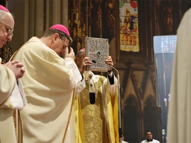 /A/2026/4/VELIKI ČETVRTAK/Nadbiskup Kutleša predvodio Misu posvete ulja u Zagrebačkoj katedrali (10).JPG